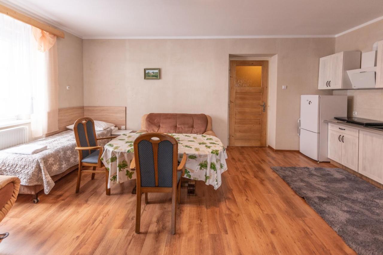 Apartmán Byczy Rog Noclehy Na Hranici Králíky Exteriér fotografie
